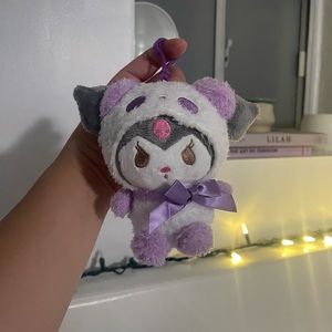 Kuromi sanrio keychain